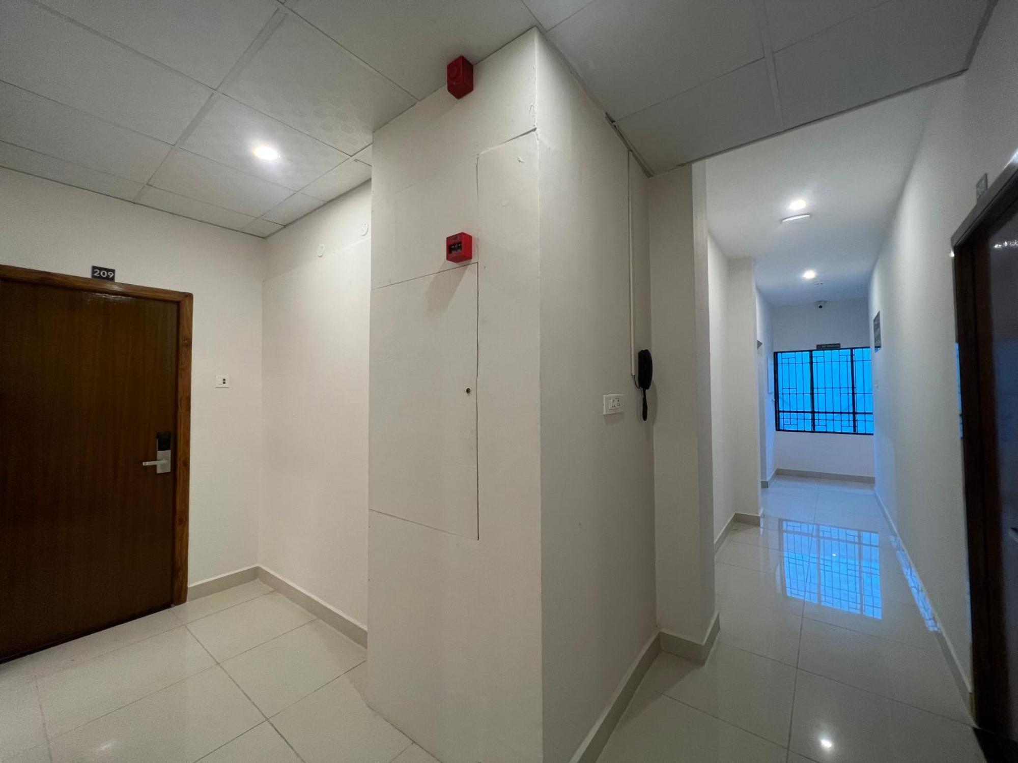 Le Hotel Host Tiruchirappalli Exterior photo